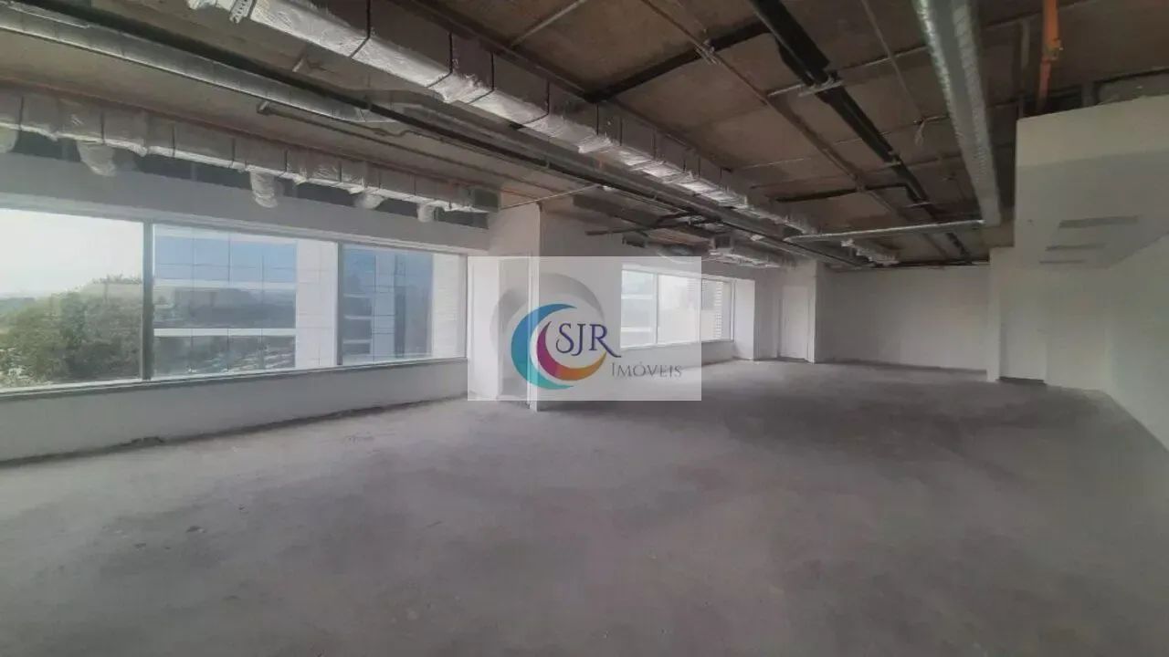 Sala/Conjunto para aluguel e venda possui 225 metros quadrados