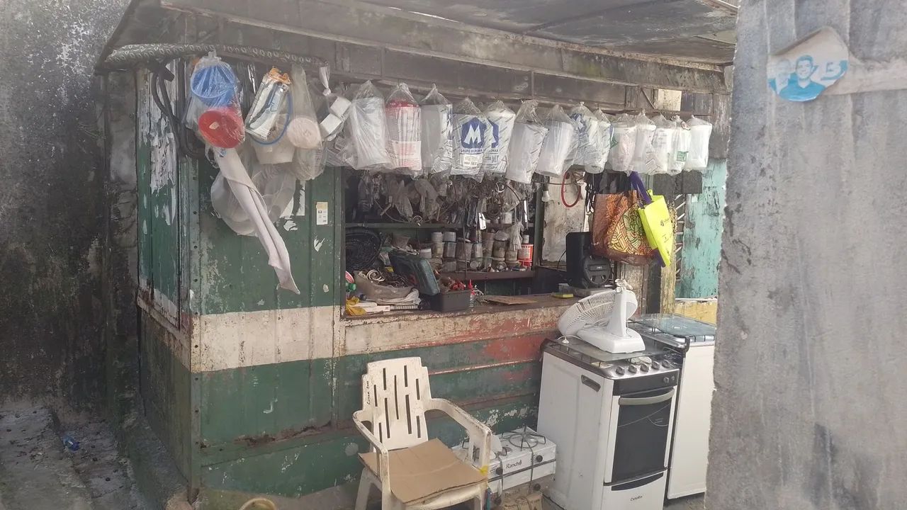 Vendo barraca de Chapa com ponto 30 anos no local 