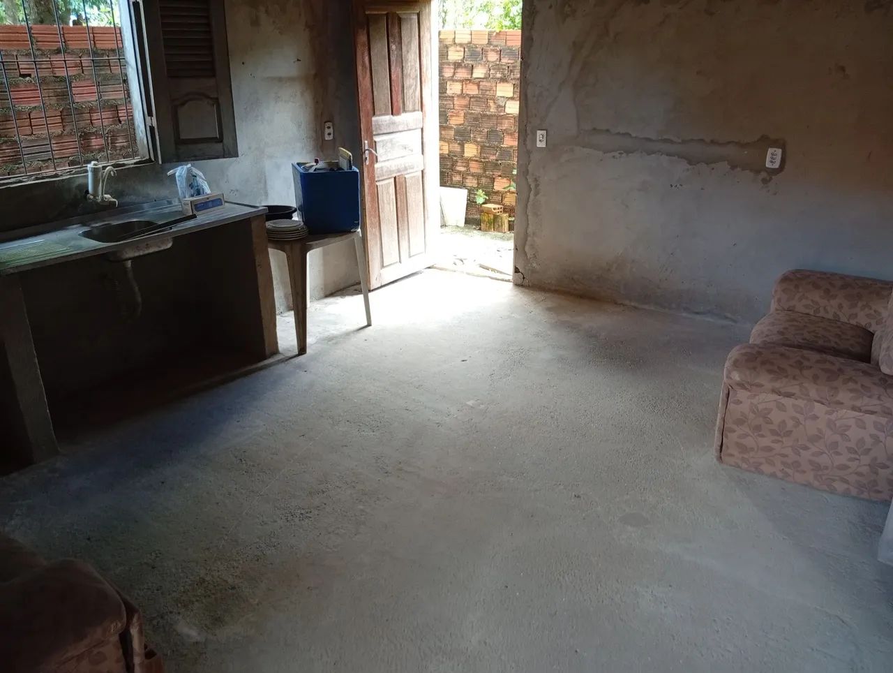 Vende-se uma casa  - Foto 2