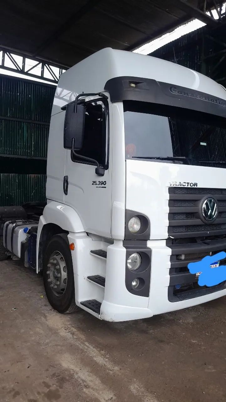 VW 25390 6x2 ano 2016