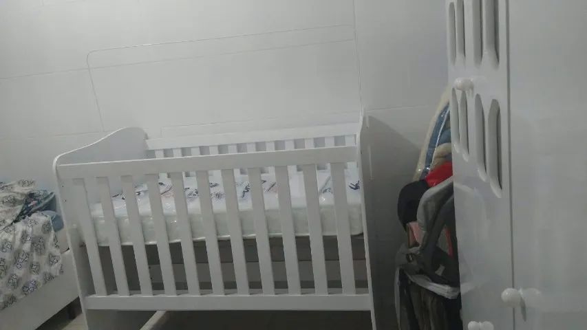 Berço com  Colchão  Ortobom  (usado)