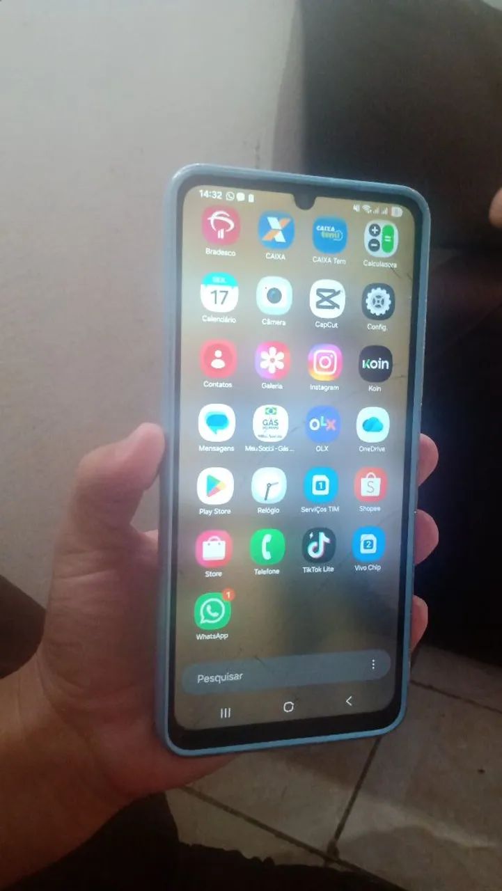Samsung A06 - Foto 2