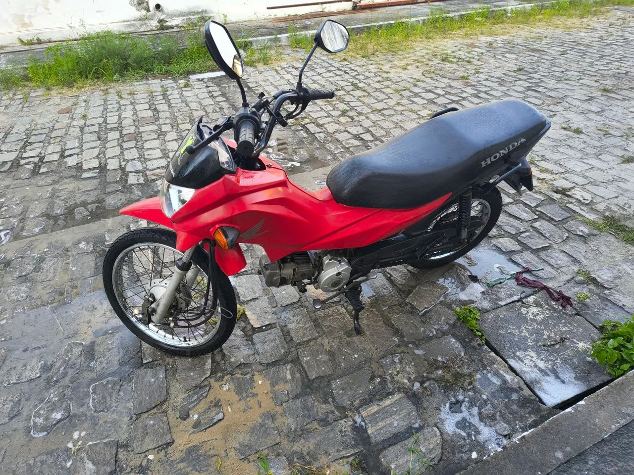 Vendo pop 110 único dono 