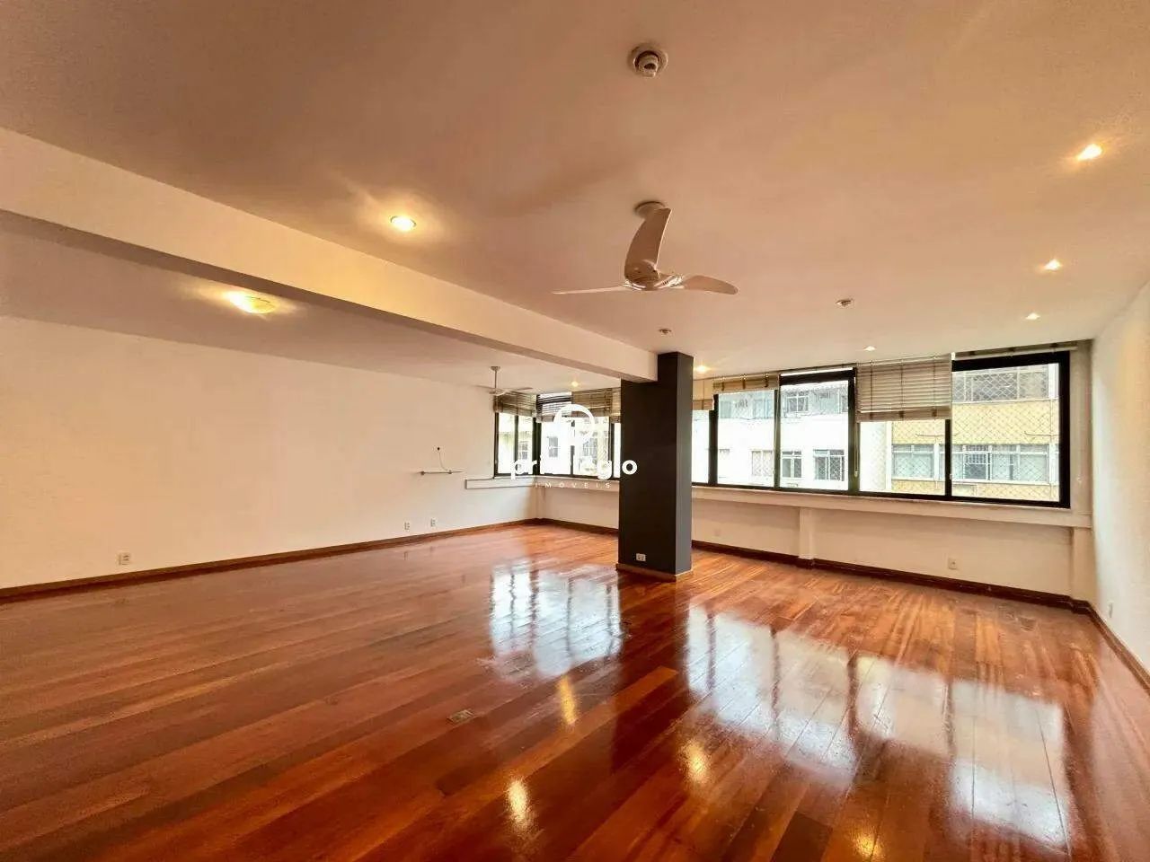 APARTAMENTO 3 QUARTOS A VENDA NO LEME