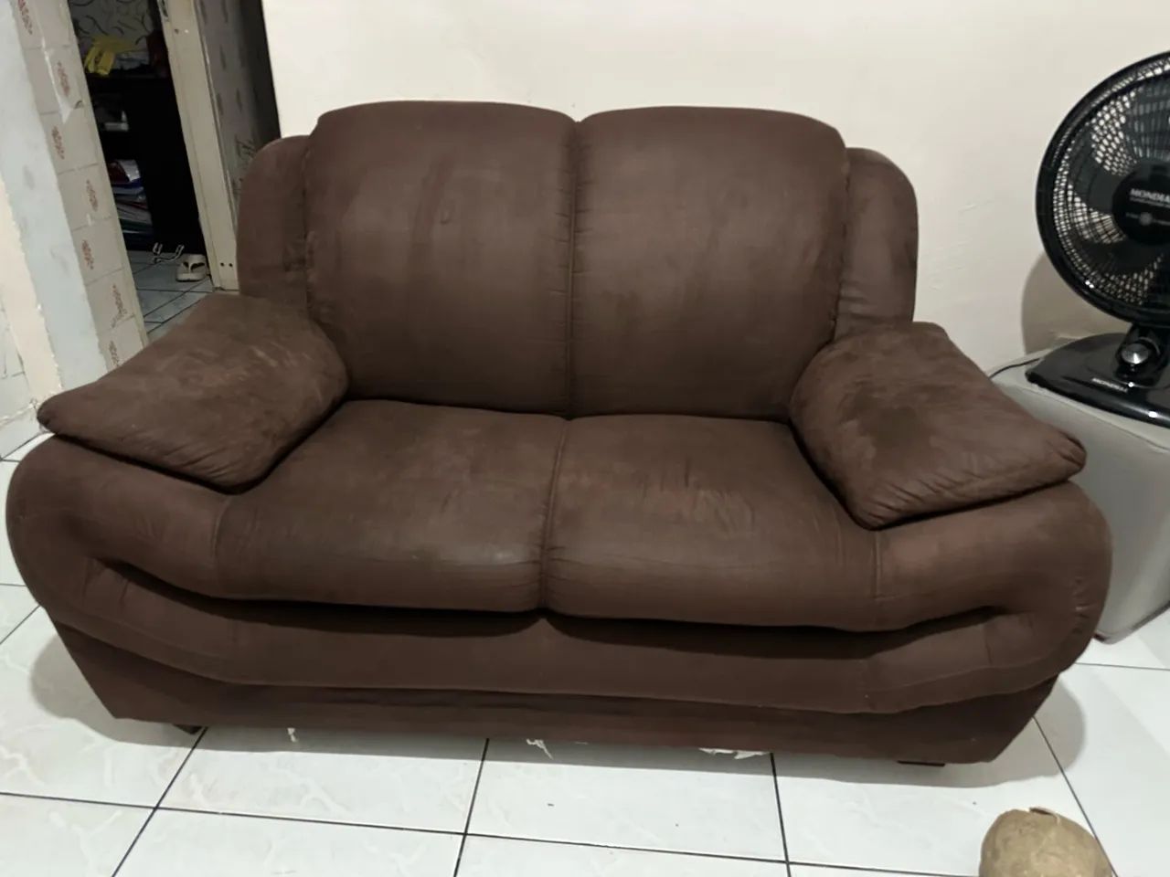 Sofá 3 lugares novo