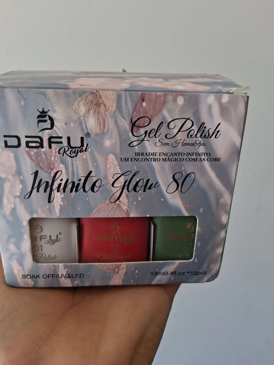 Caixa com 12 unidades de esmalte em gel 
