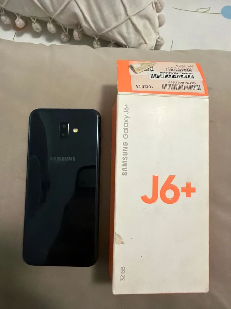 Celular J6+ não está funcionando 