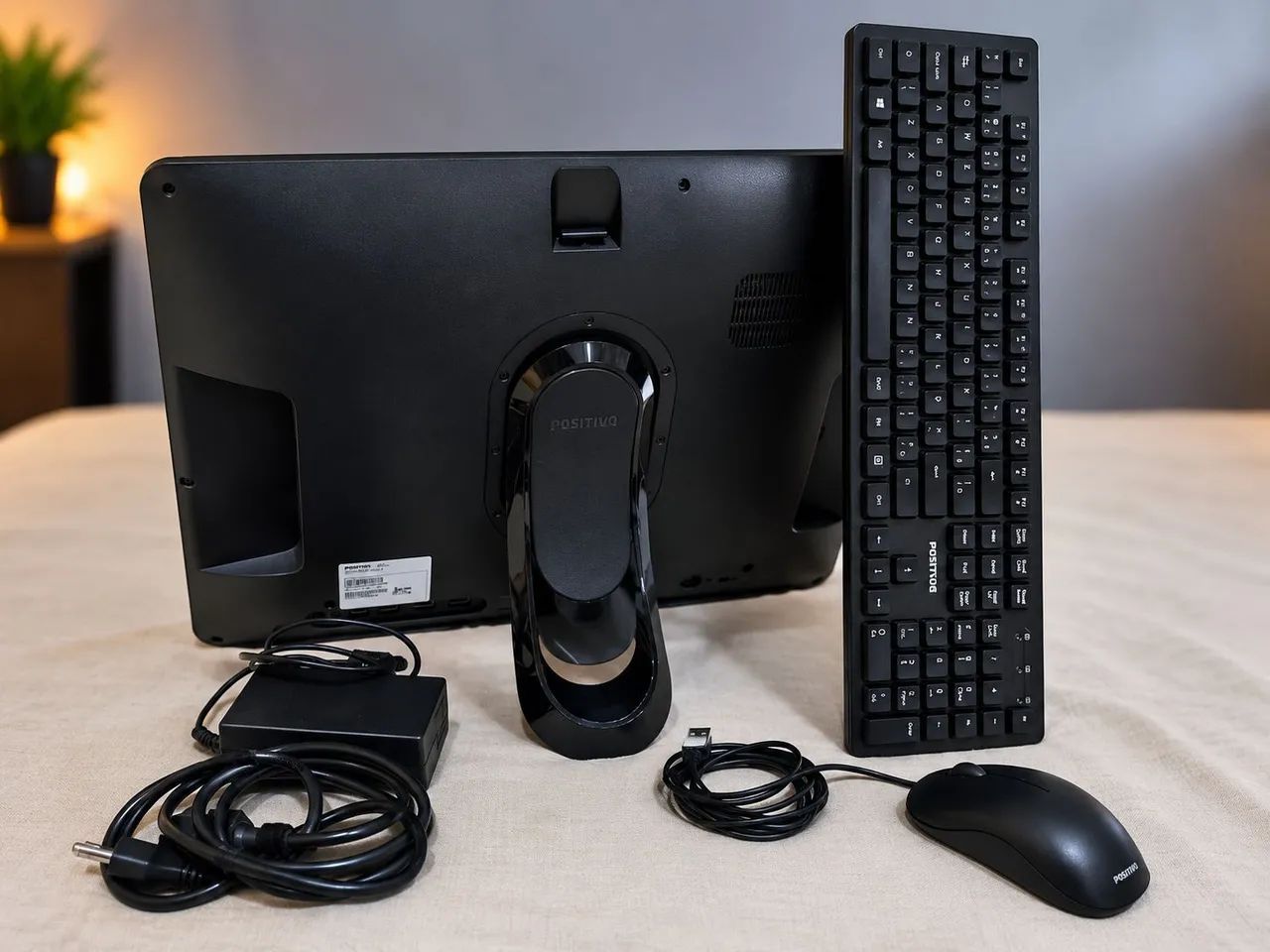 All In One Positivo Master,  Intel Core i3, 4GB DDR4, SSD 256GB, Windows 10 - Foto 2