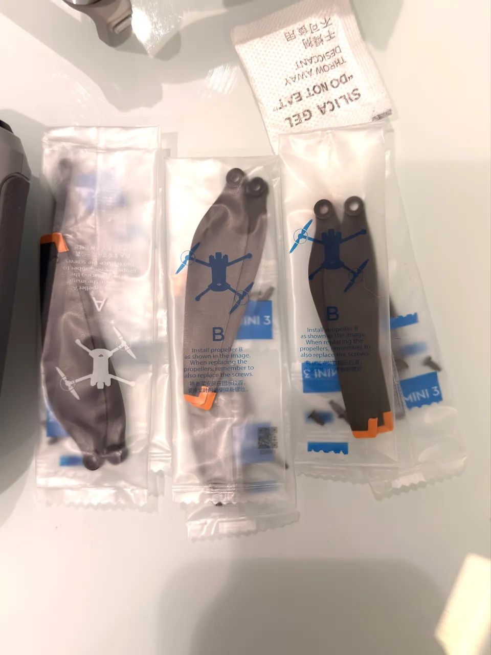 Drone DJI Mini 3 (DJI RC) + Fly More Combo Com Tela - Foto 5