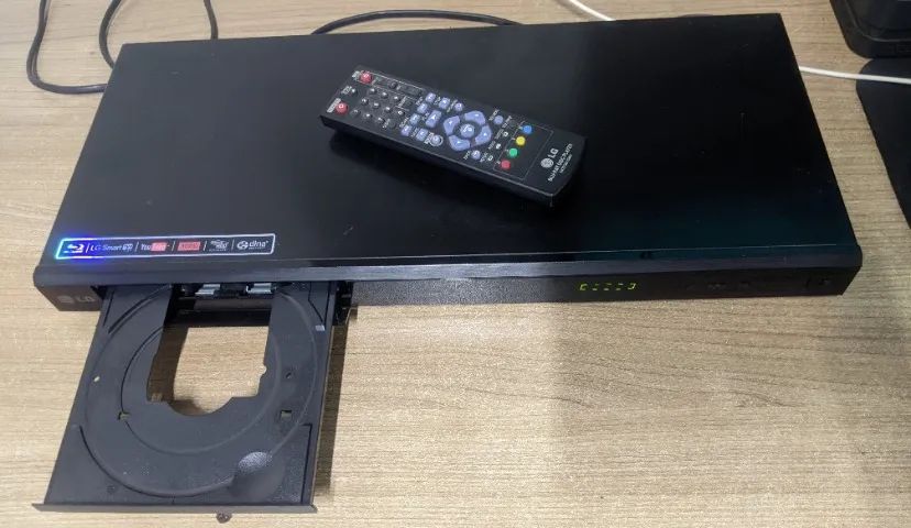 Dvd Blu-ray Player LG BP220 c/Usb