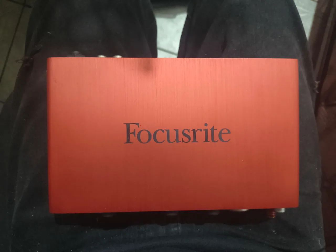 Interface de Áudio Focusrite Scarlett 2i4 
