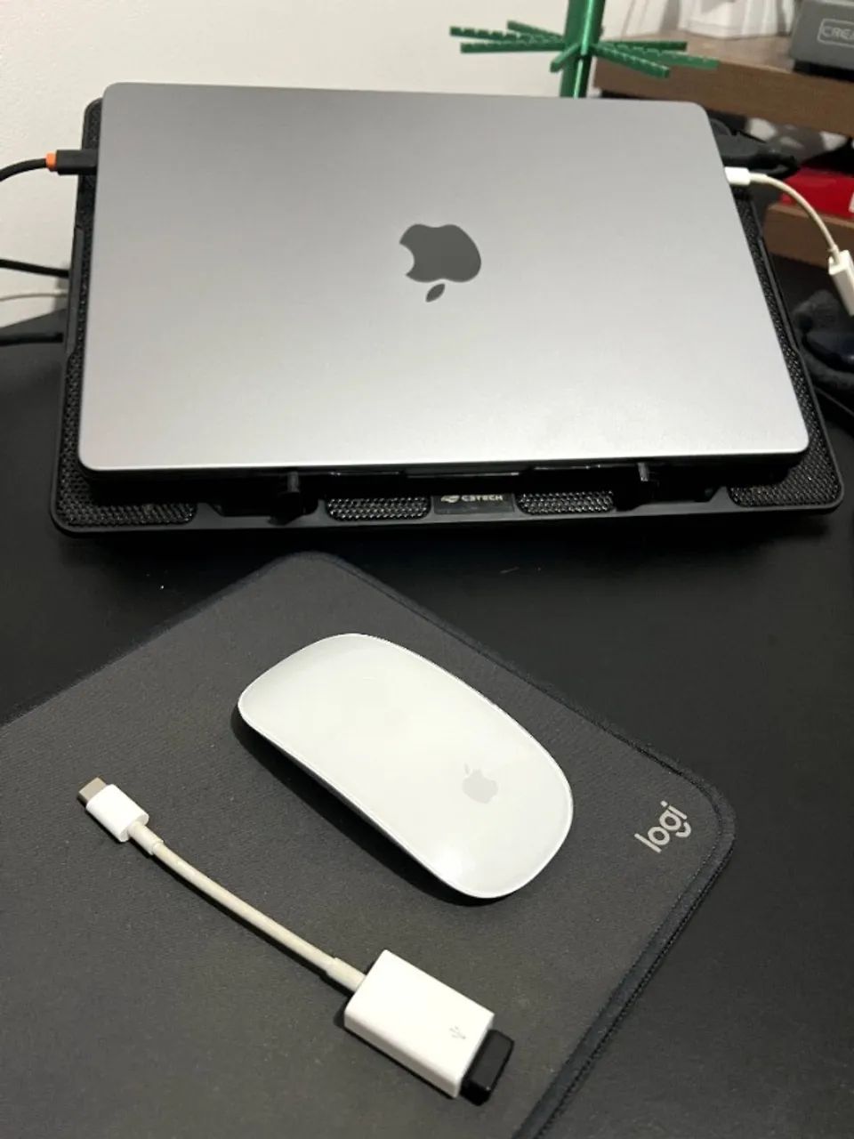 Macbook Pro (M1 PRO) - 14 polegadas + Magic Mouse + Adaptadores Apple - Foto 3