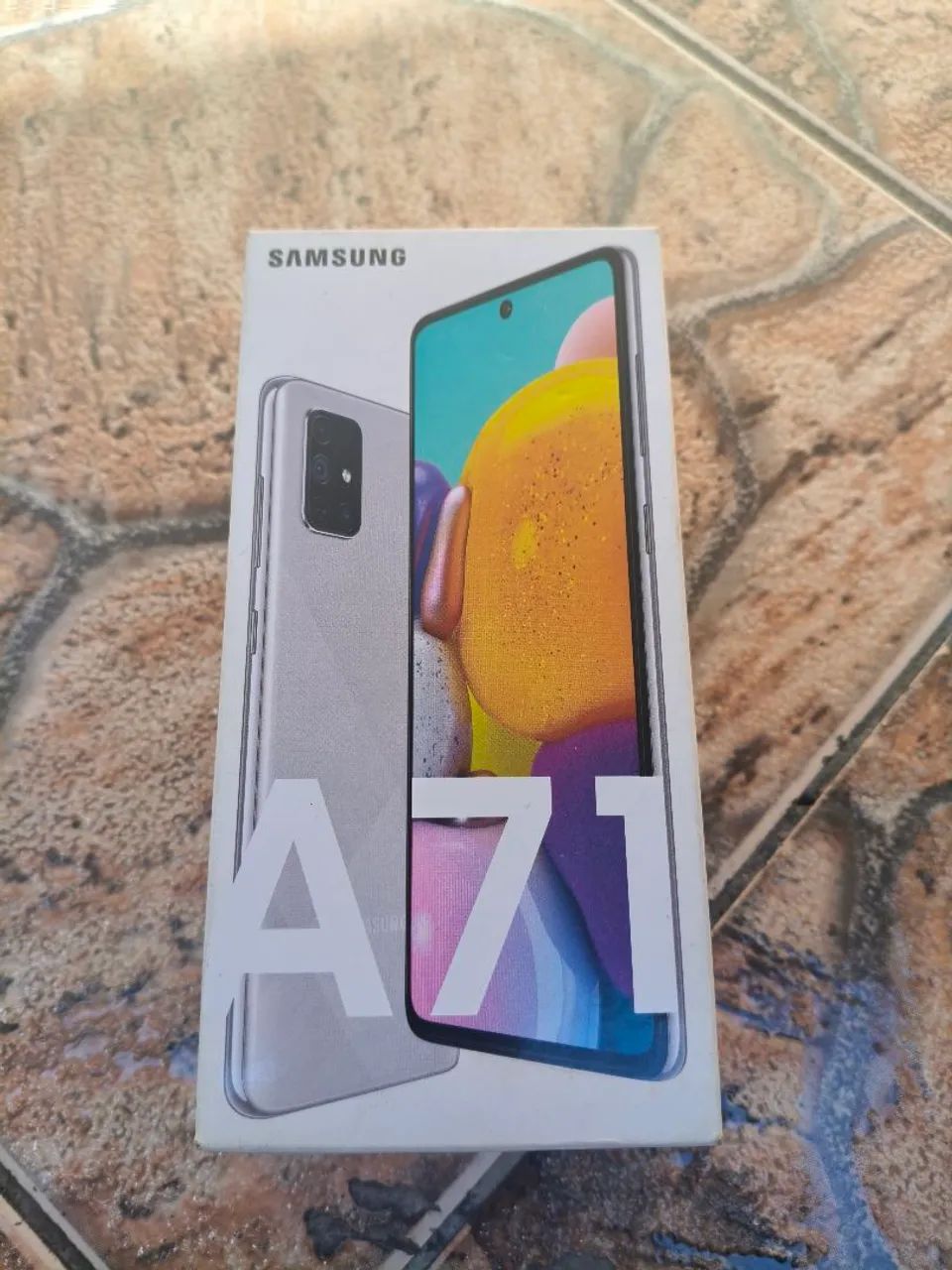 Celular Impecável