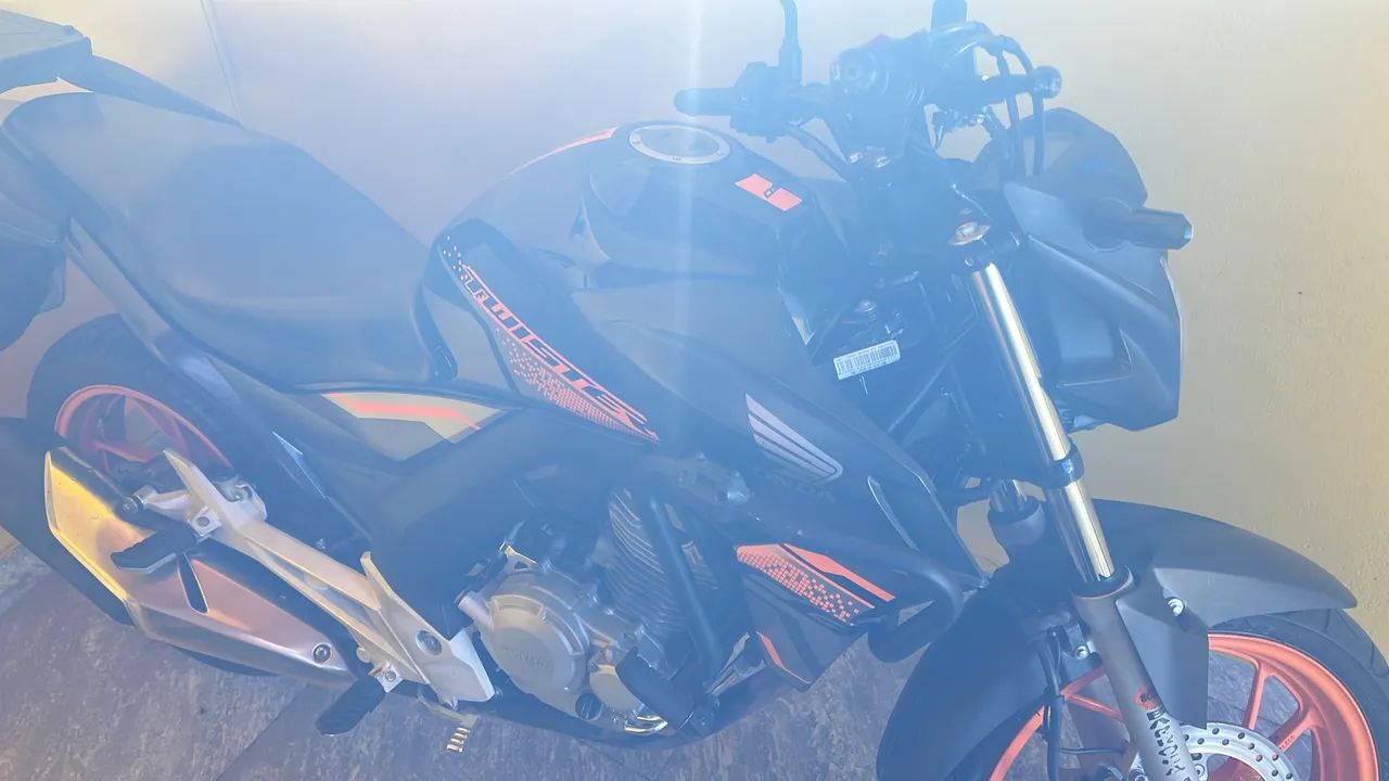 TWISTER 250 Abs - Foto 3