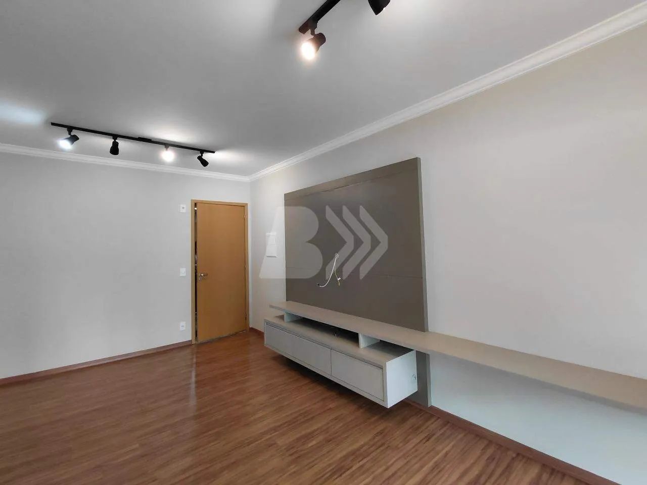 Apartamento para alugar no Edifício Paderewski, no bairro Centro em Piracicaba. - Foto 3