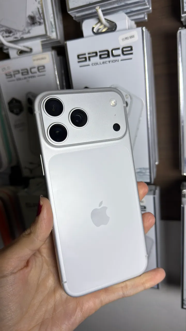 IPhone 17 Pro Max 256GB - Silver 100% - Celulares e Smartphones