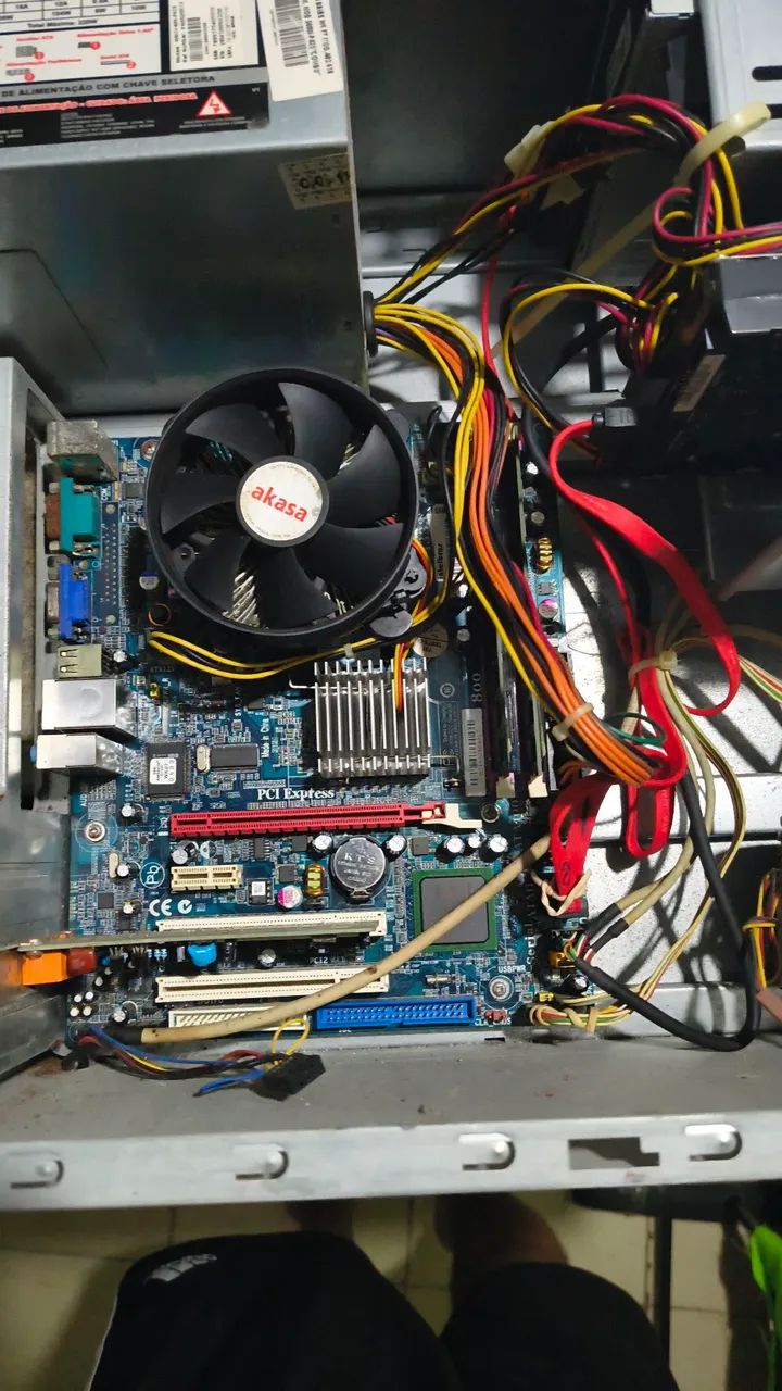 PC Intelbras Antigo para conserto e/ou retirada de peças  - Foto 2