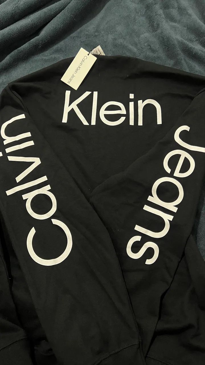 blusa de frio CALVIN KLEIN nunca usada