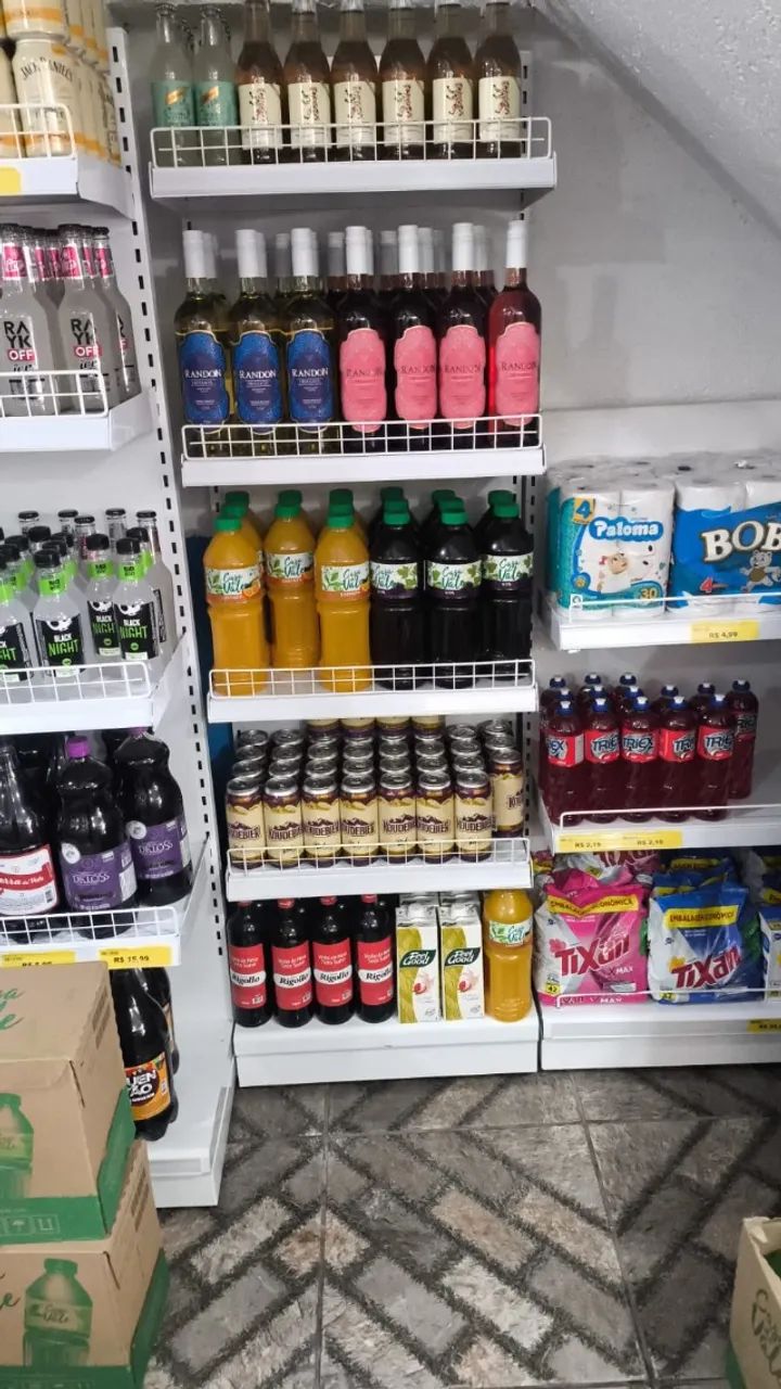Gôndolas NOVAS, LACRADAS, NUNCA USADAS!!! - Foto 2