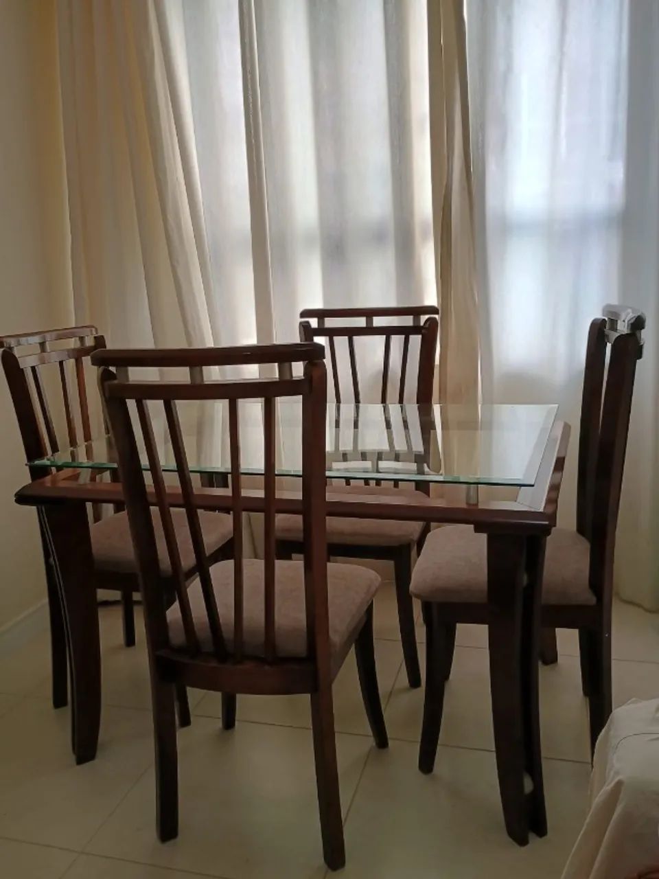 Mesa de Jantar - 4 Lugares