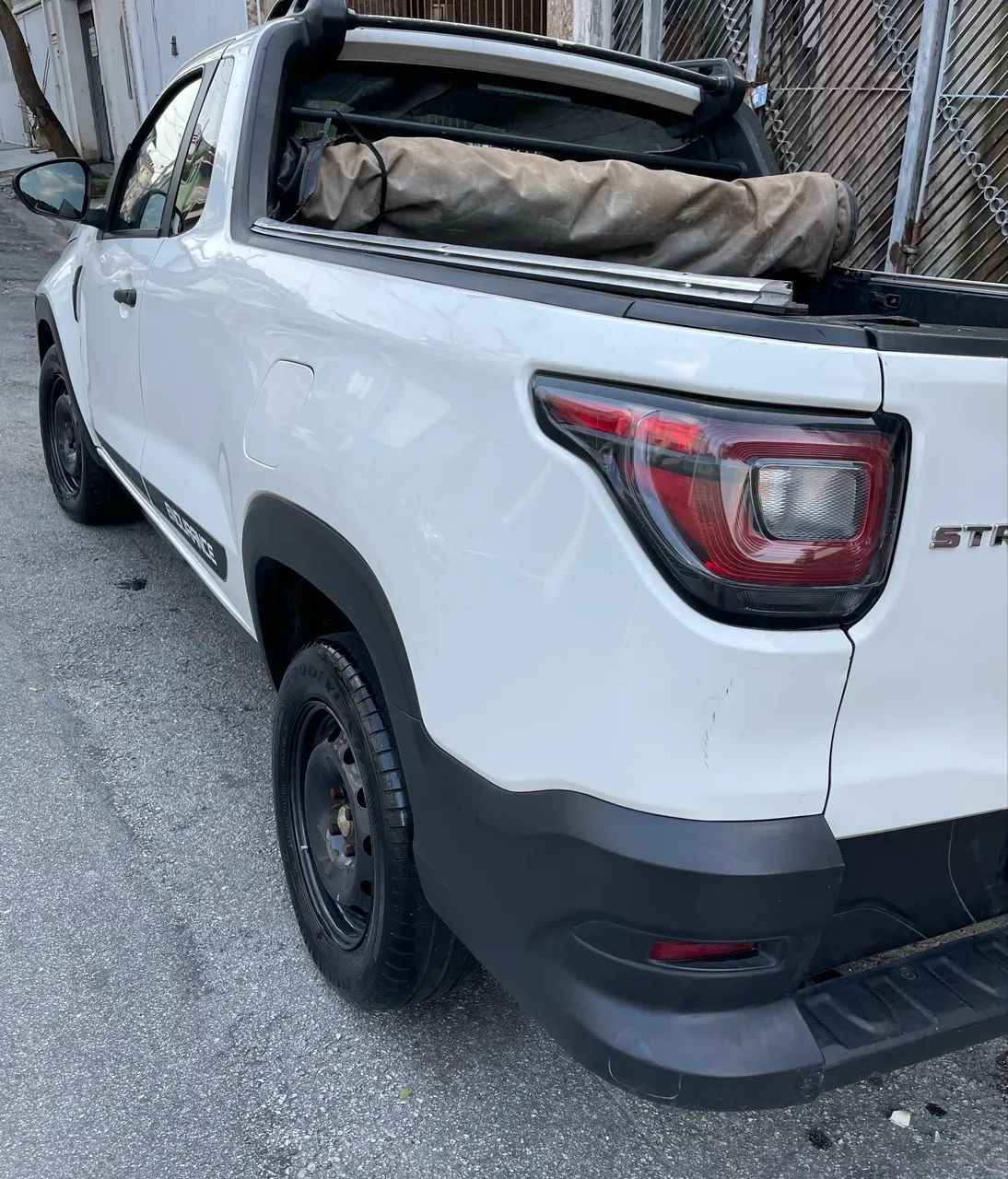 Fiat Strada Endurance 1.4 Flex 8V CS Plus 2022 - Foto 4