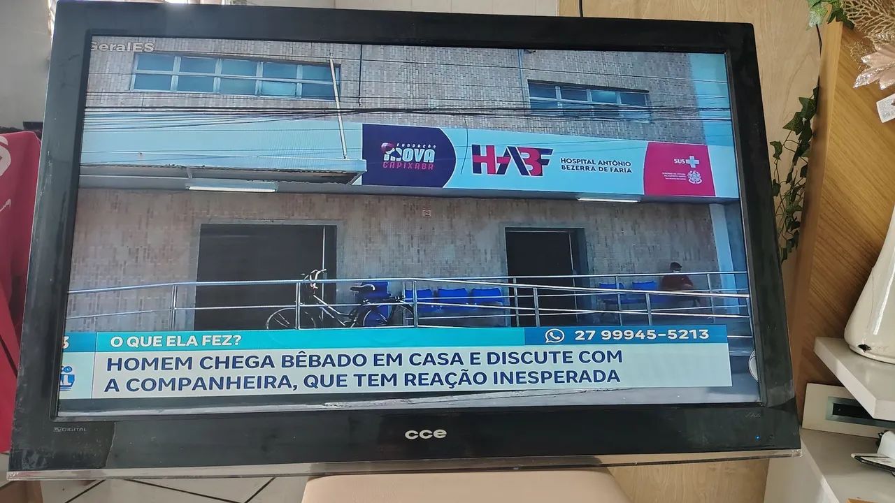 Tv CCE 43 digital com controle linda imagem - Foto 4
