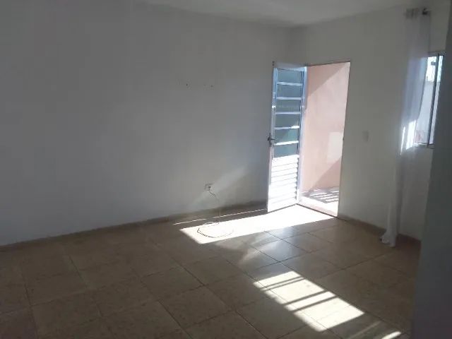 Aluga se 01 Quarto Grande - Foto 3
