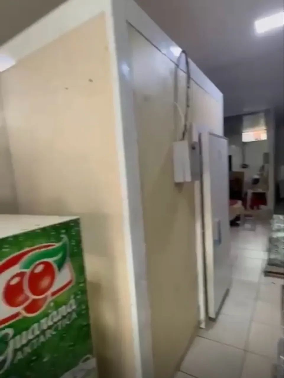 Camera Fria 2x2 Elgin - Foto 3