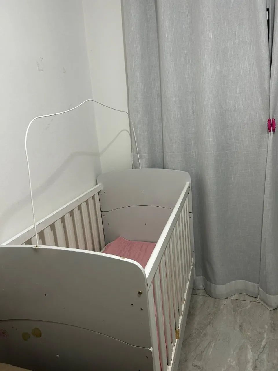 Berço com colchão 