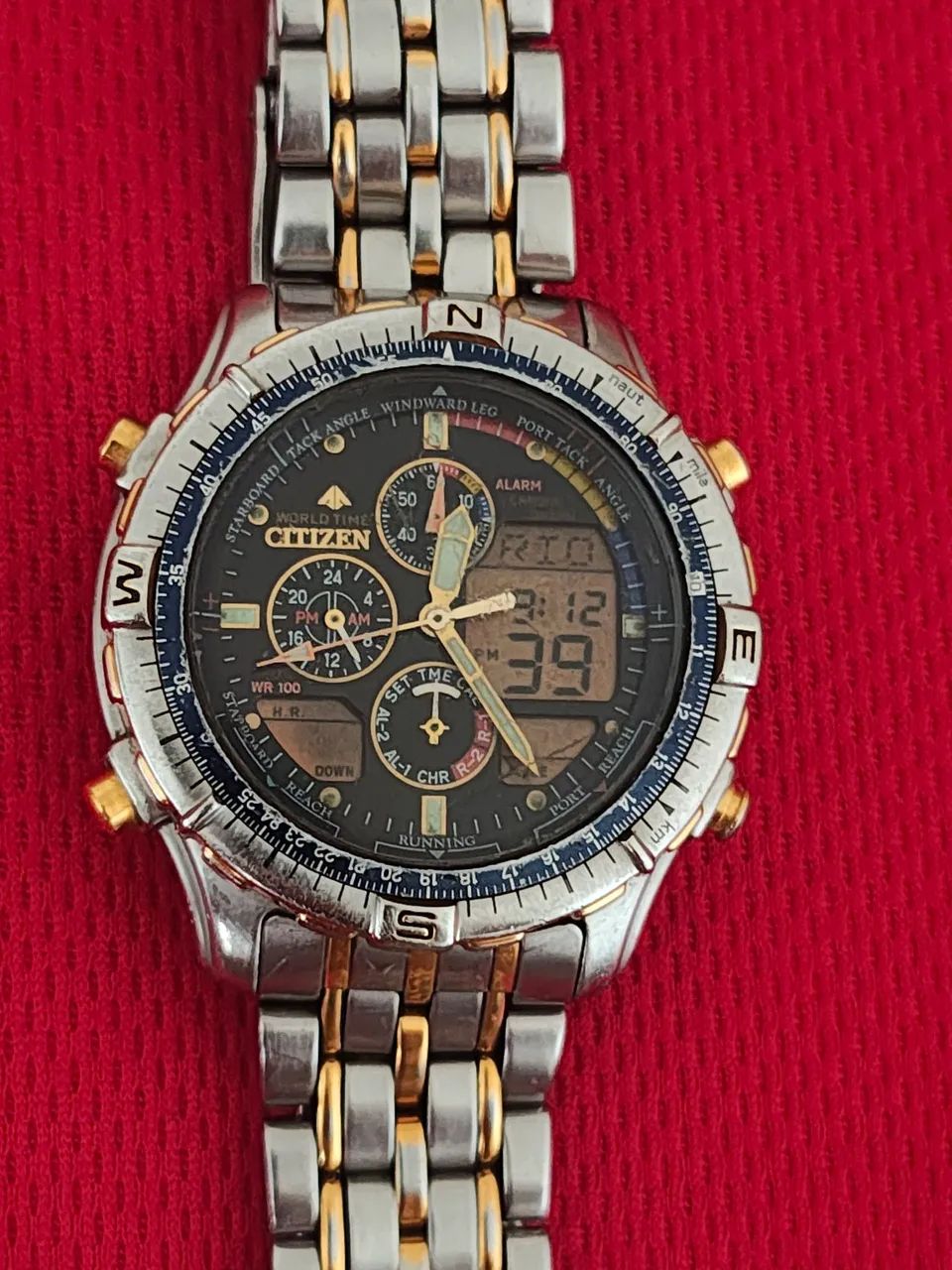 Relogio Citizen C320 Navisurf Detalhe