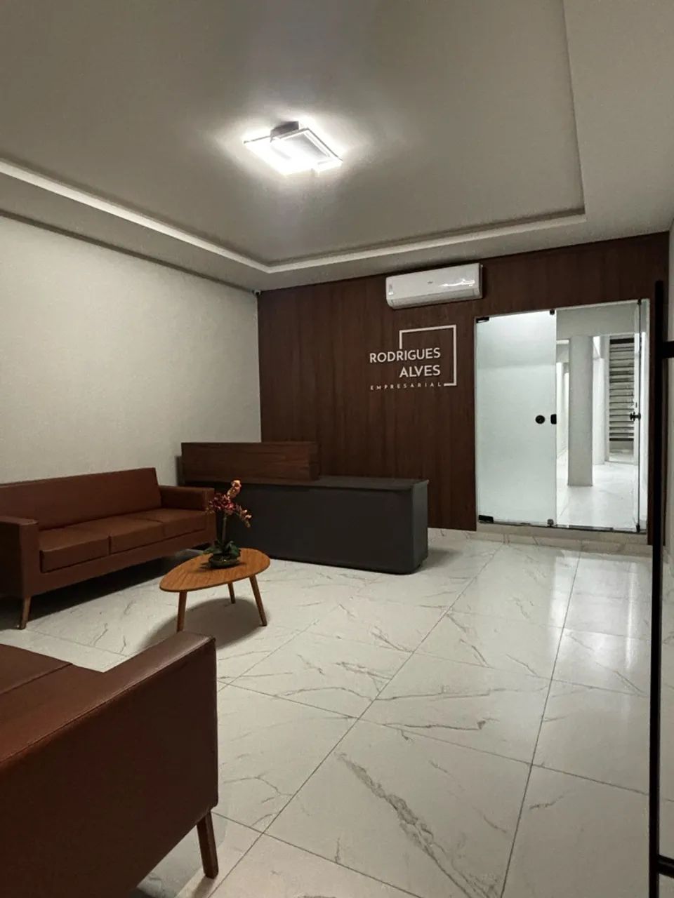 Aluga-se salas comerciais  - Foto 2