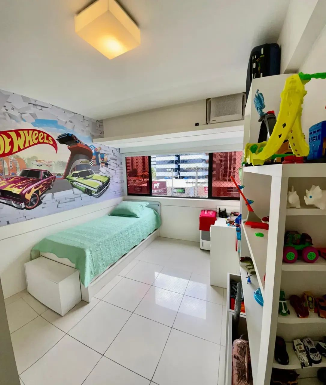 vendo Apto de 4 quartos sendo 2 suítes com 132 m² na Ponta Verde - Foto 2