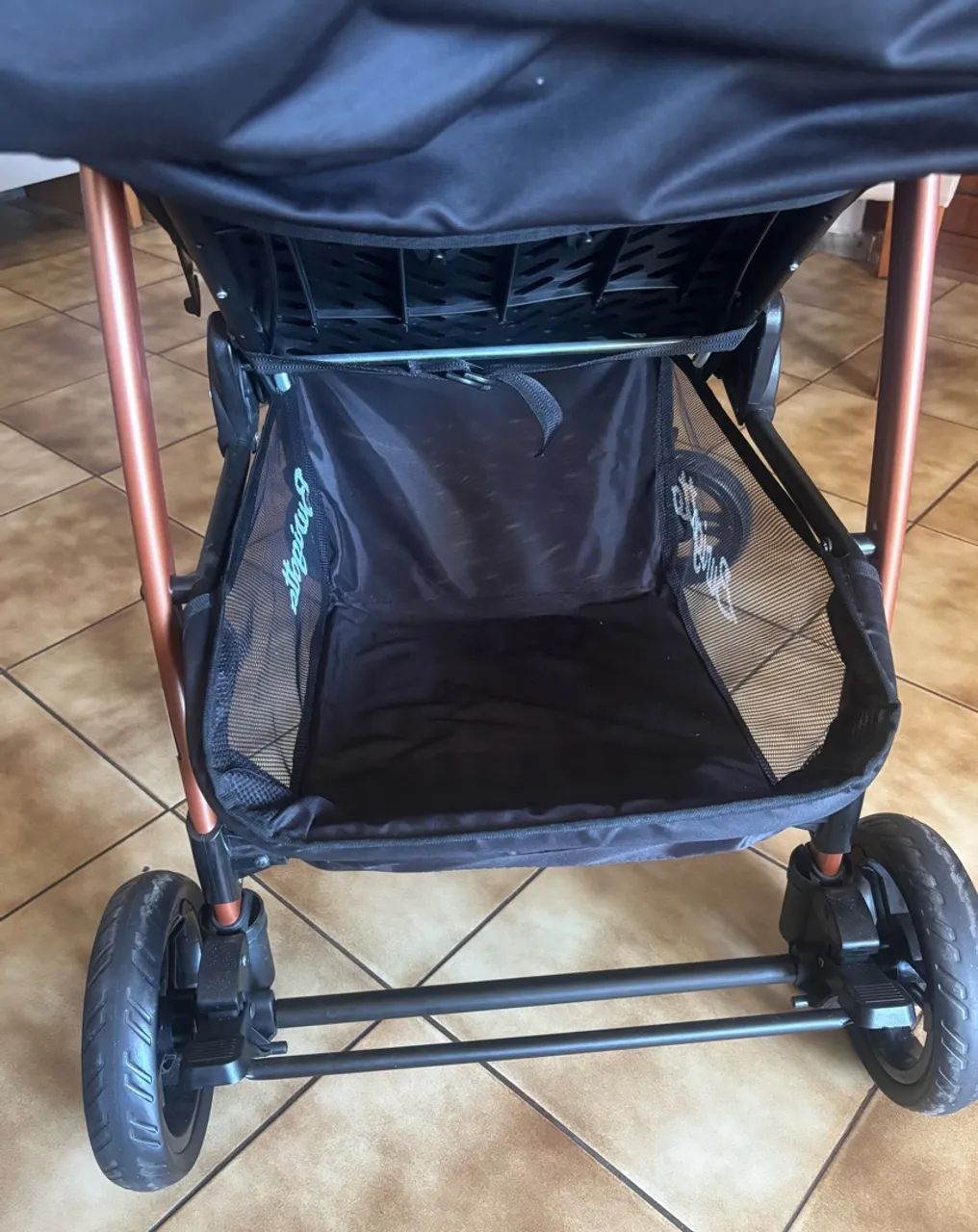 Carrinho de bebê ecco borigotto  - Foto 2