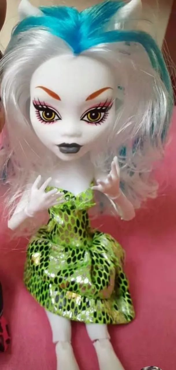 Boneca estilo monster high  - Foto 4
