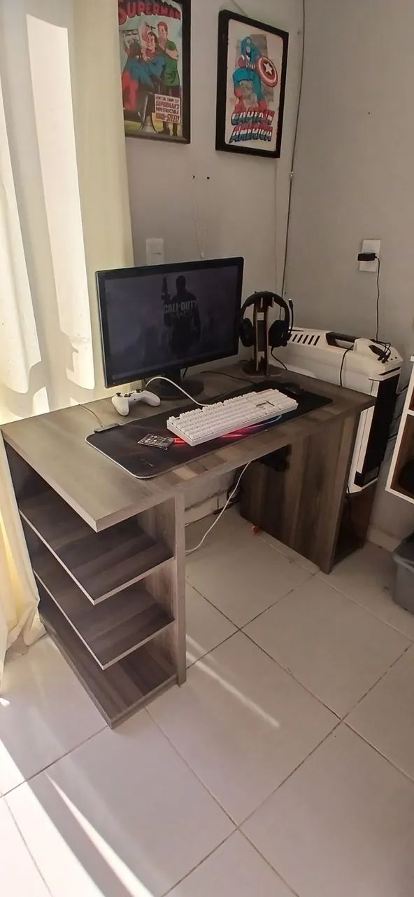 Vendo PC completo com mesa R$2.800,00 - Foto 5