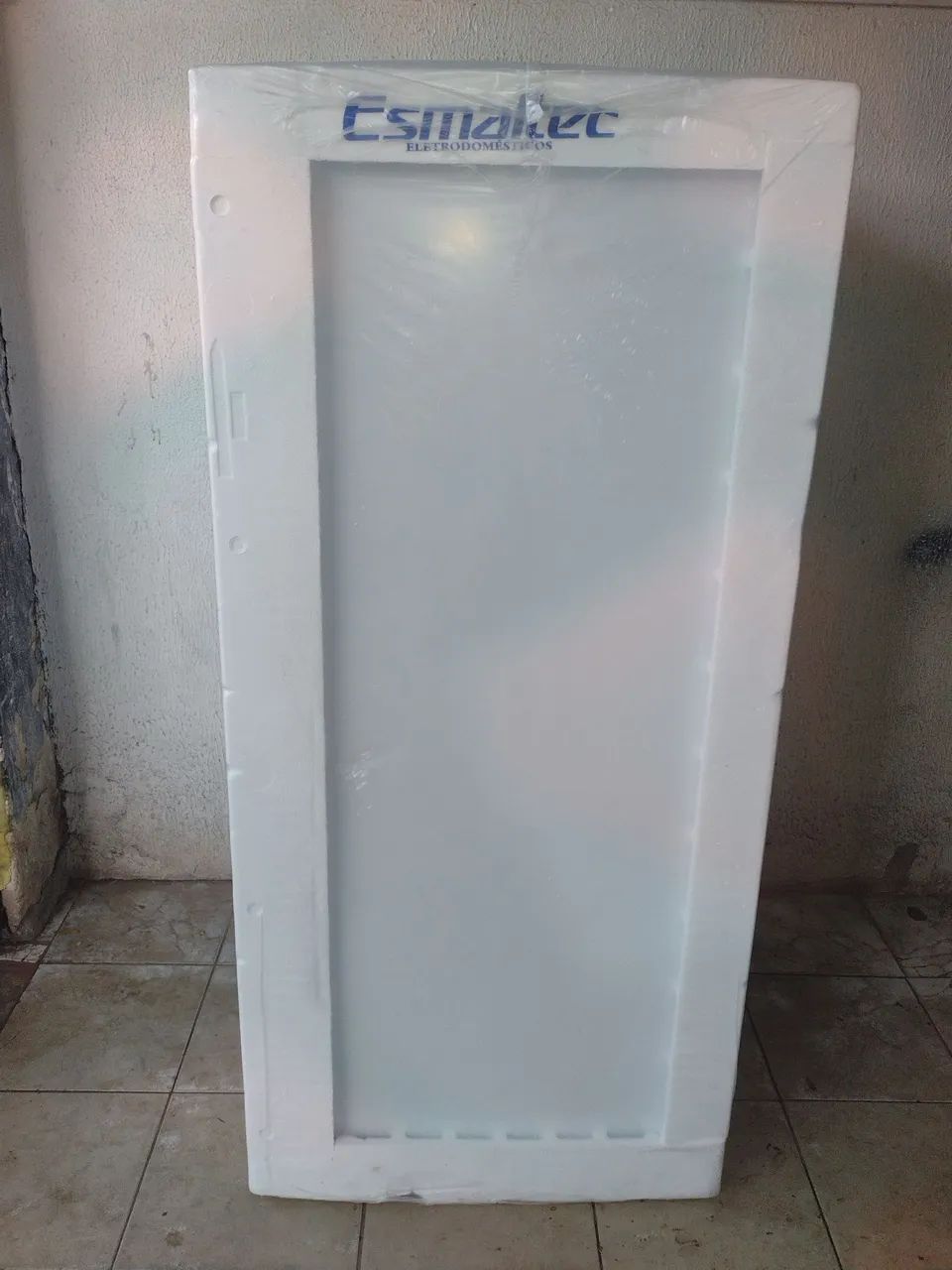 Geladeira nova da Esmaltec de 245 litros  - Foto 3