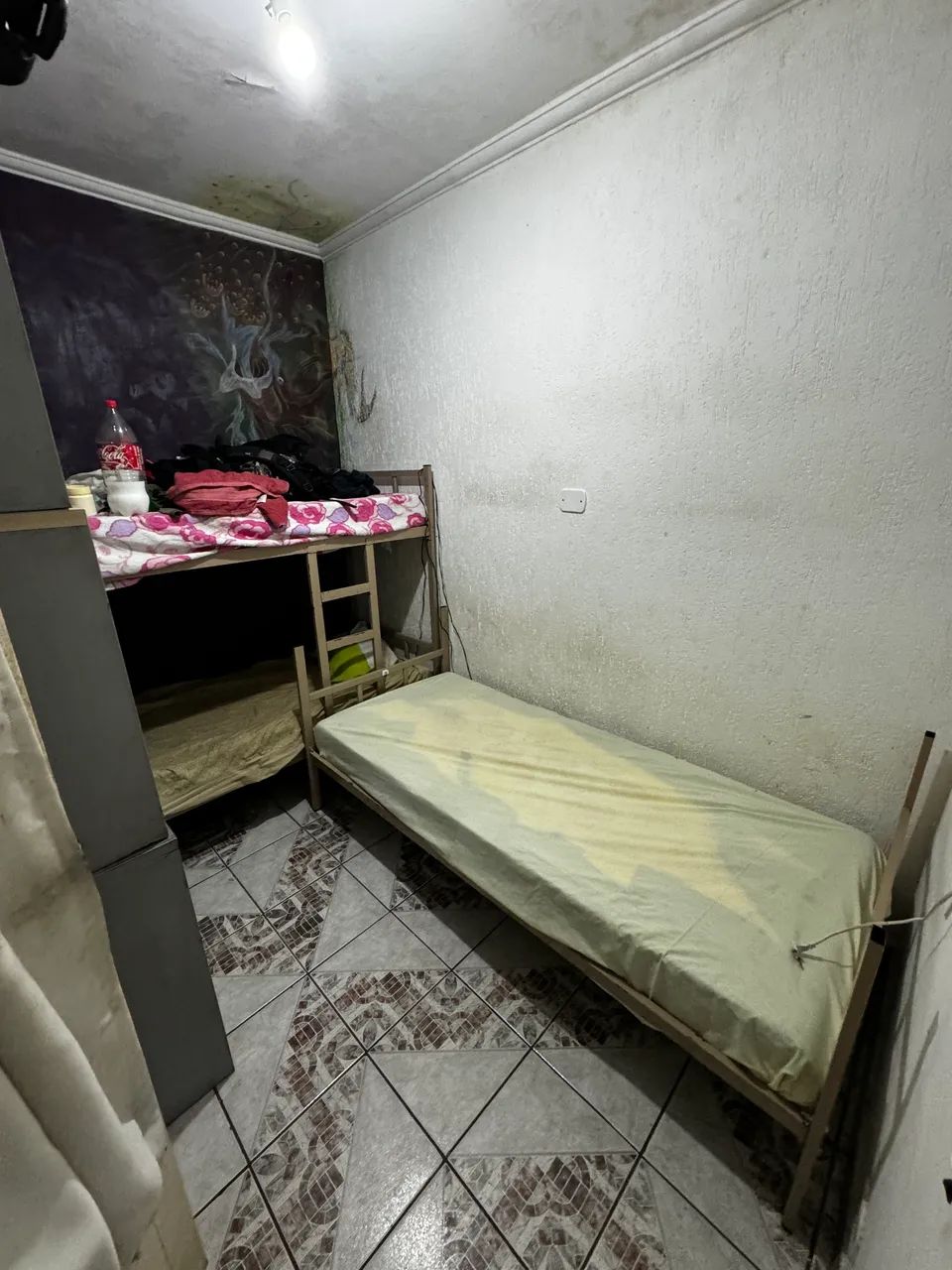 Metrô Belém - Quartos Para Rapazes na Waka Pensão  - Foto 3