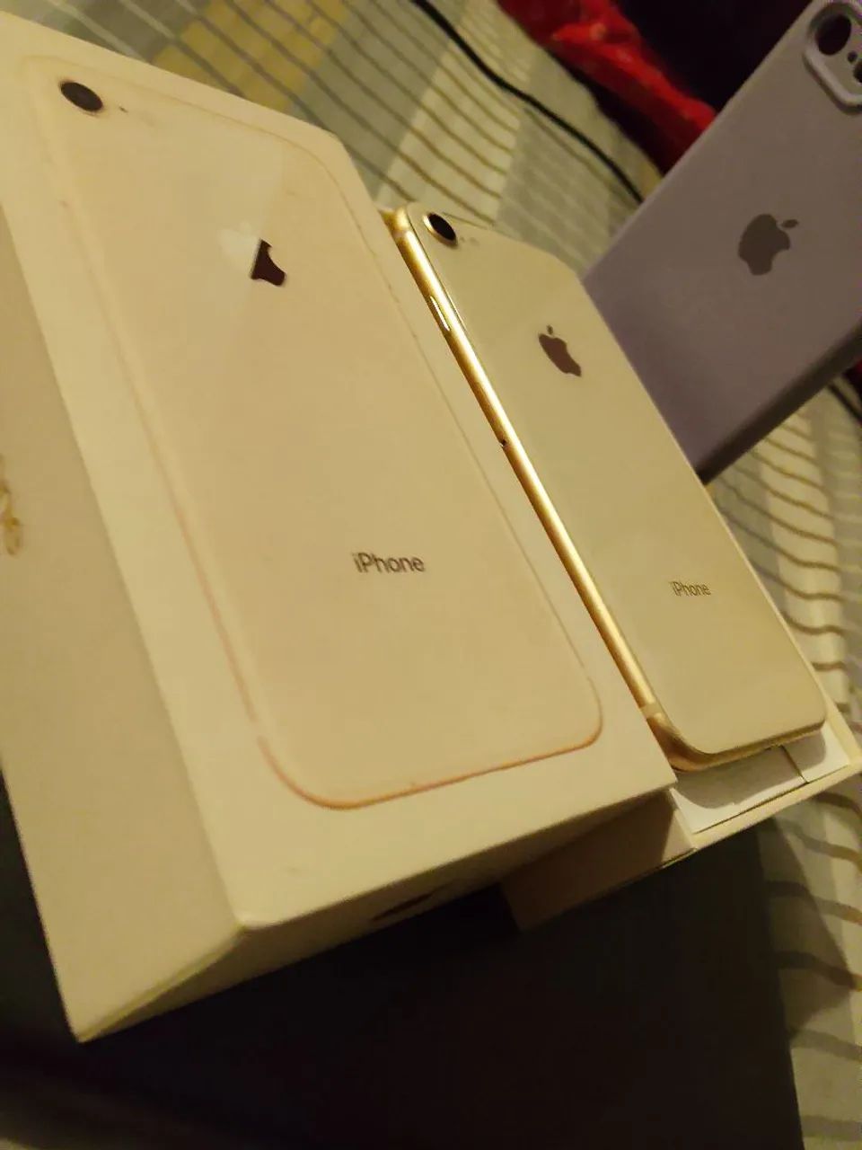 iPhone 8 na caixa R$ 420,00 - Foto 2