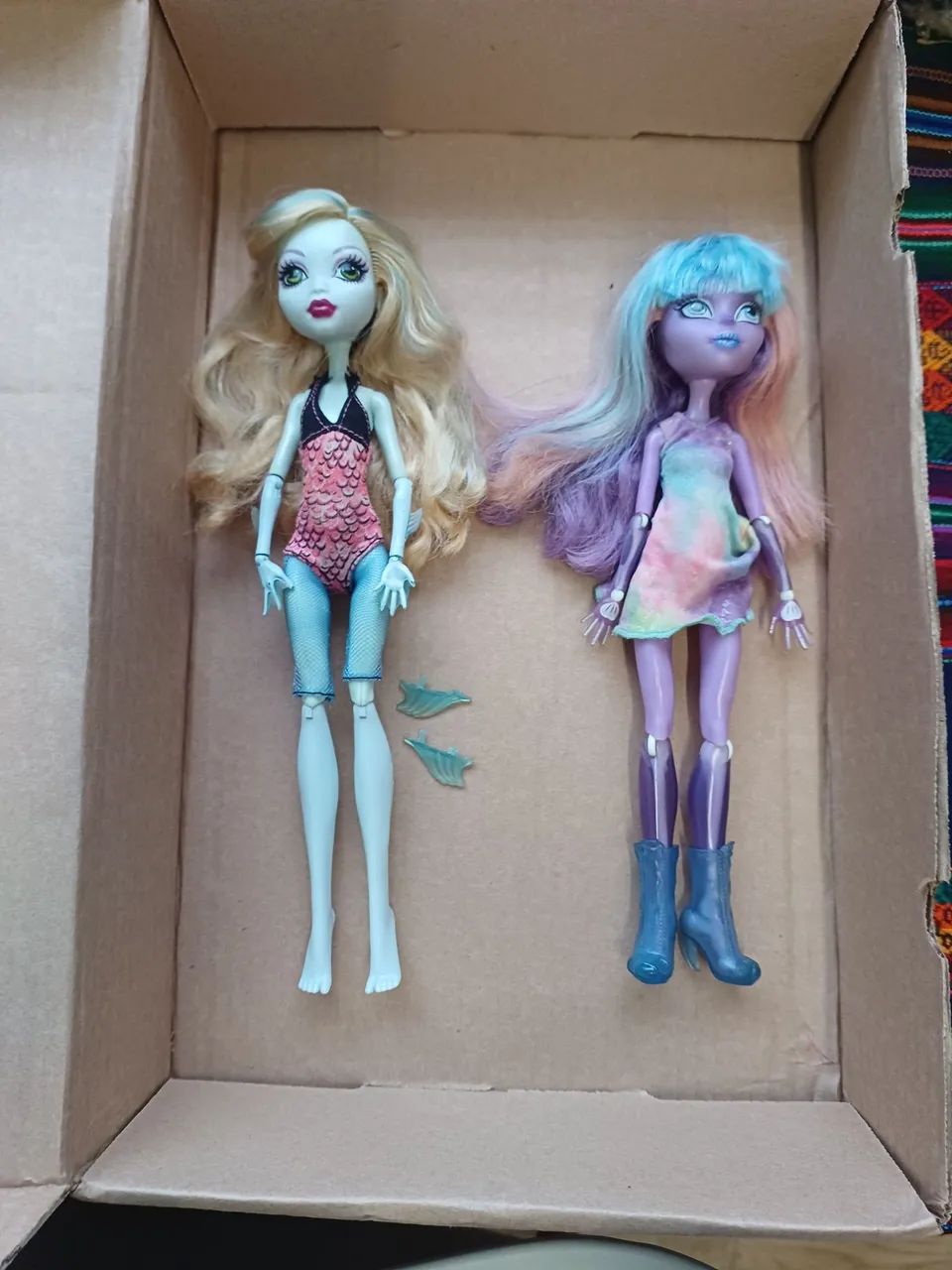 Bonecos lagoona e river monster high 