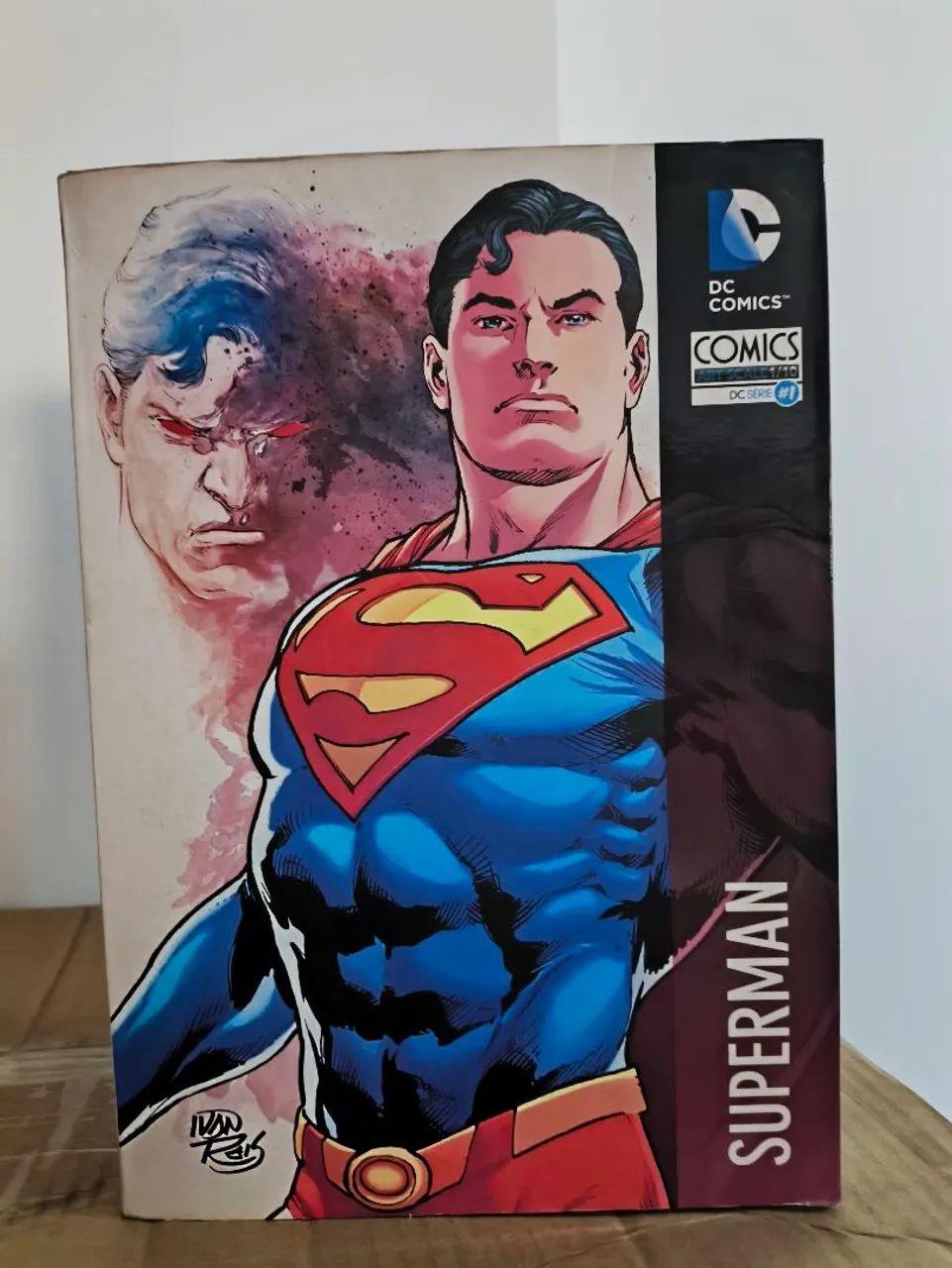 Estátua Superman Comics Exclusive 1/10 Iron Studios - Foto 3