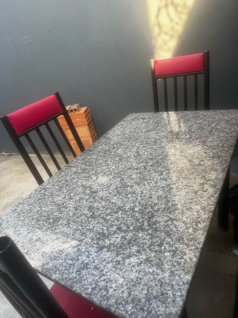 Mesa de granito 4 cadeiras  - Foto 2