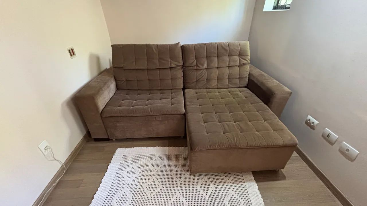 SOFÁ RETRÁTIL EXCELENTE ESTRUTURA