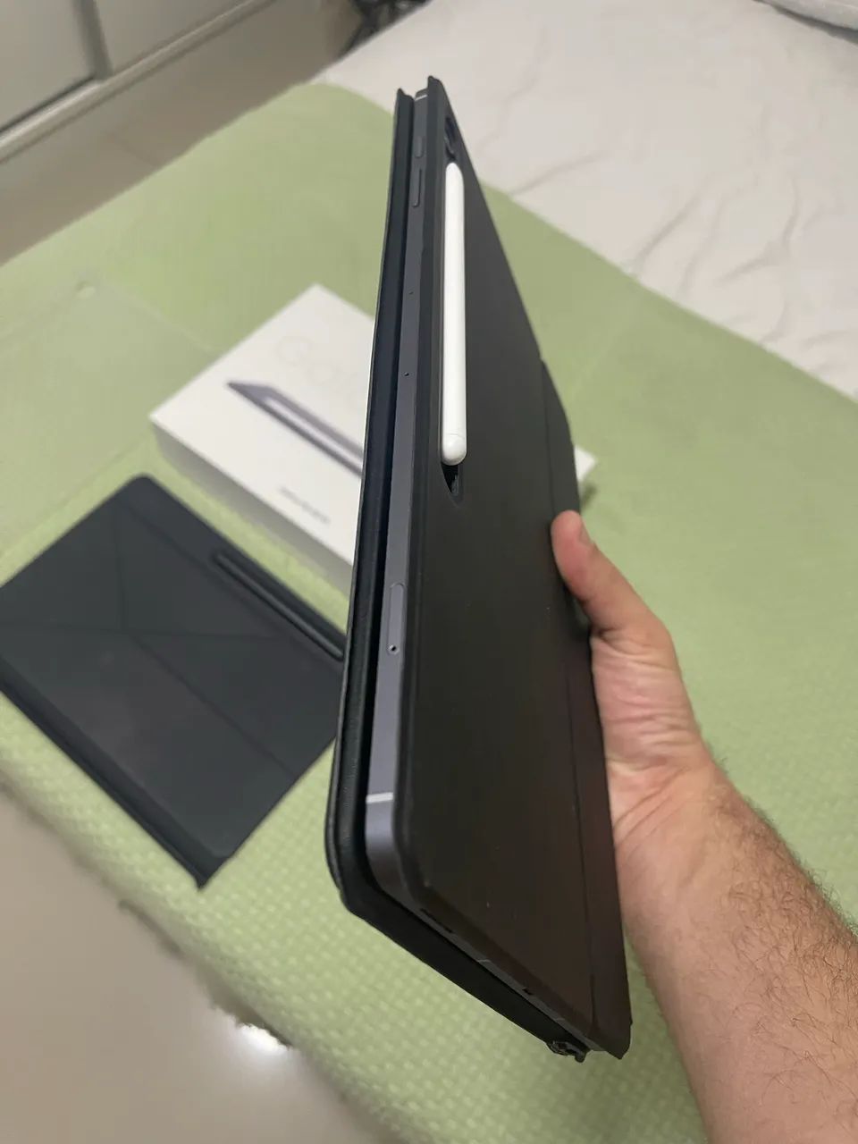 Tablet Galaxy Tab S10 FE Plus 128gb + Magic Keyboard  - Foto 4
