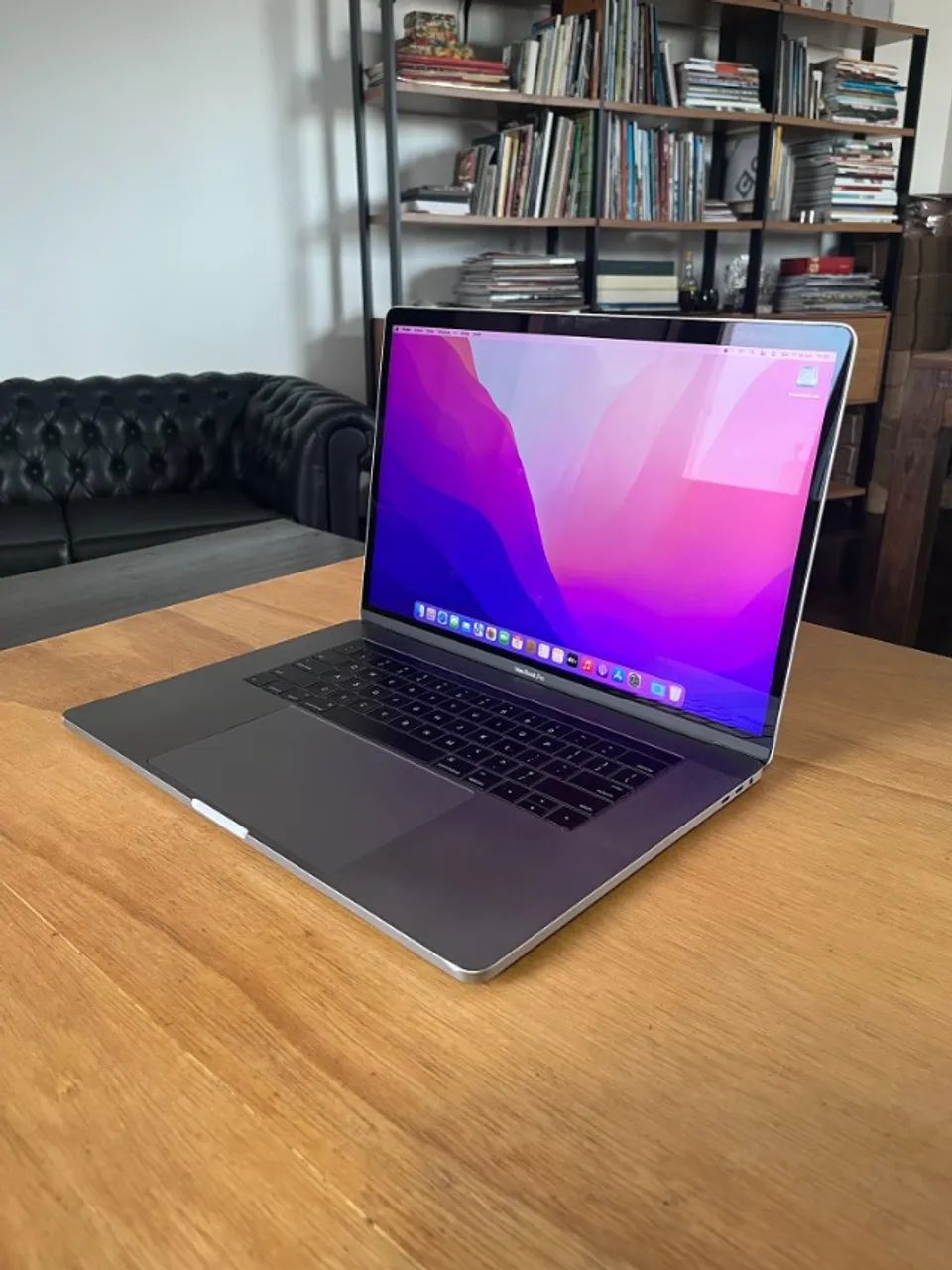 Macbook Pro 15-inch, 2016 2,7ghz Intel Core I7 512gb Ssd
