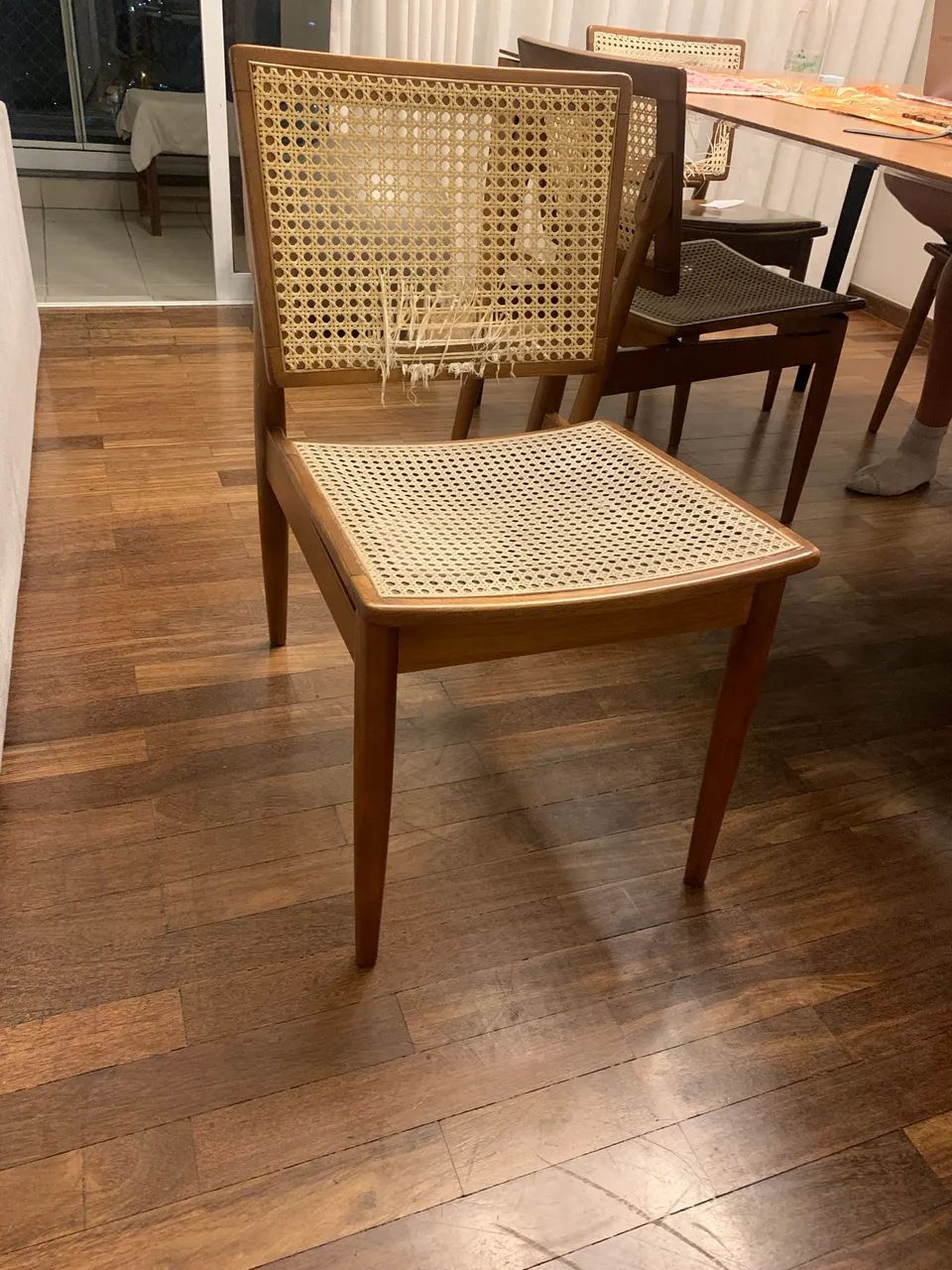 Vendo cadeiras usadas - Foto 4