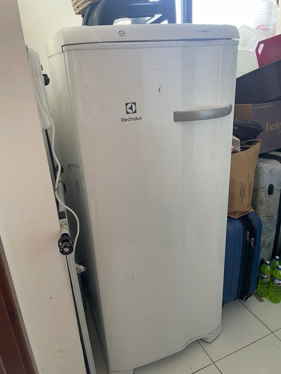 Freezer Vertical Electrolux 145L com defeito - Geladeiras e