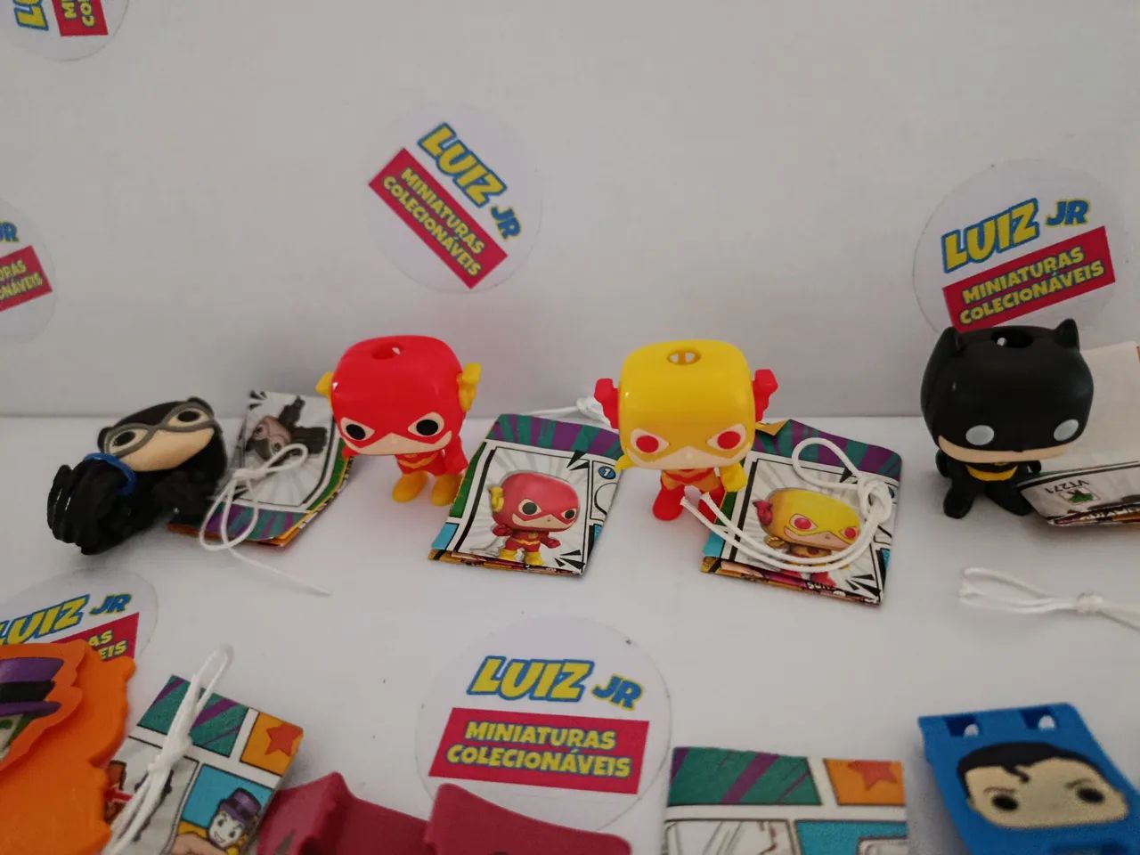 Kinder Ovo DC Funko - 7 Unidades  - Foto 3