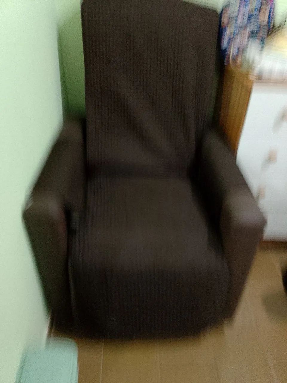 Poltrona de amamentação (cadeira do papai) - Foto 2