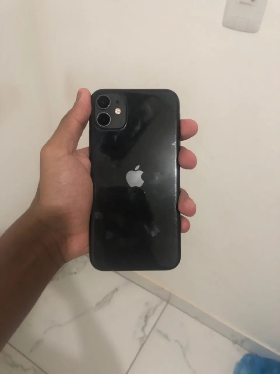 Carcaça iphone 11 preto  - Foto 3