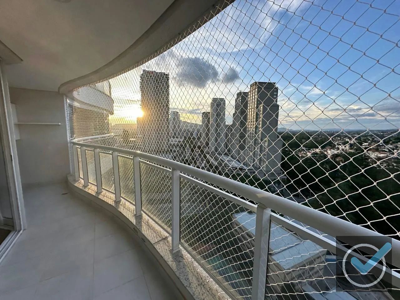 Apartamento com 3 quartos à venda e para alugar em Empresarial 18 do Forte, Barueri - Foto 2